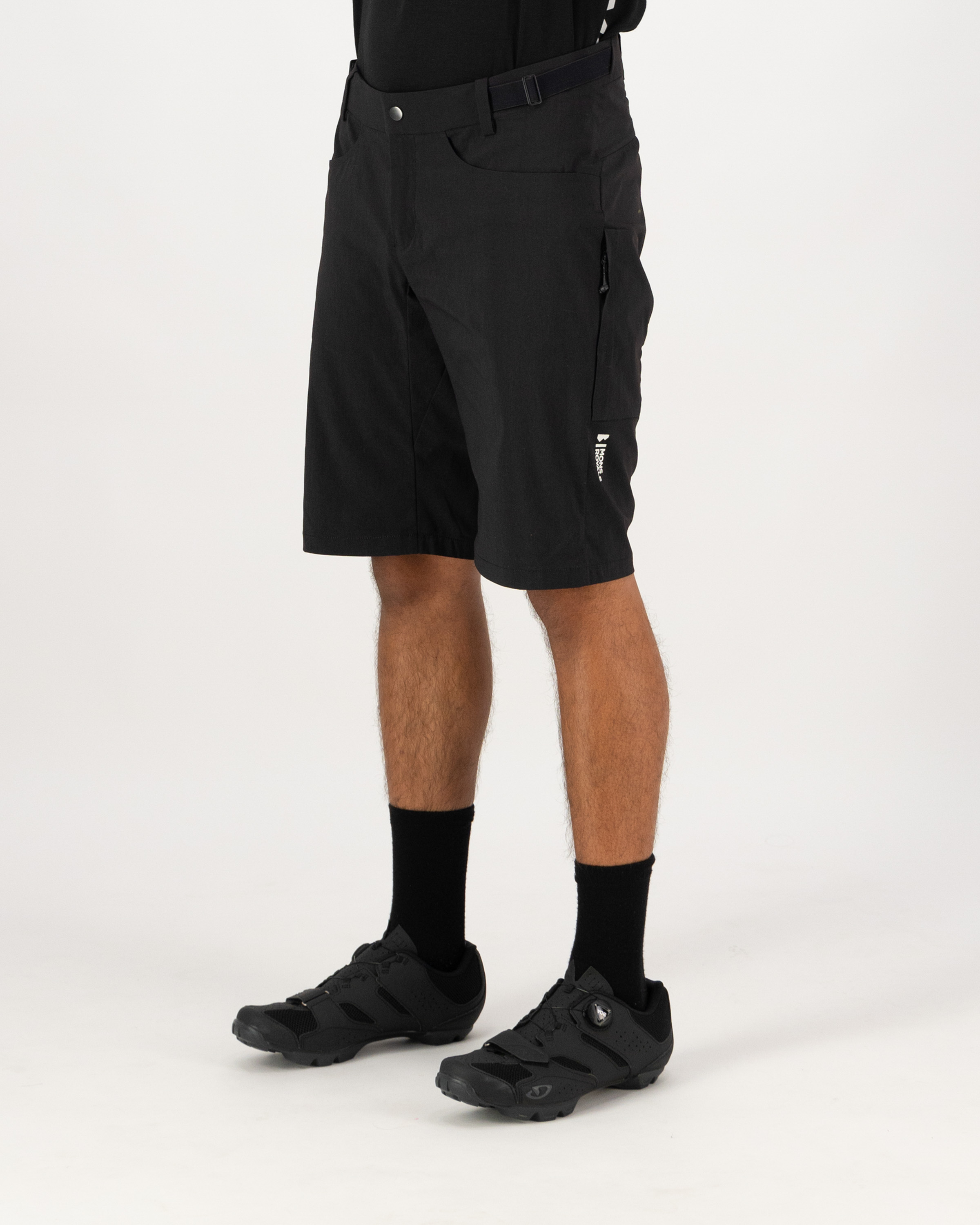 701321 100773 1165 001 102 mens diversion merino trail shorts black