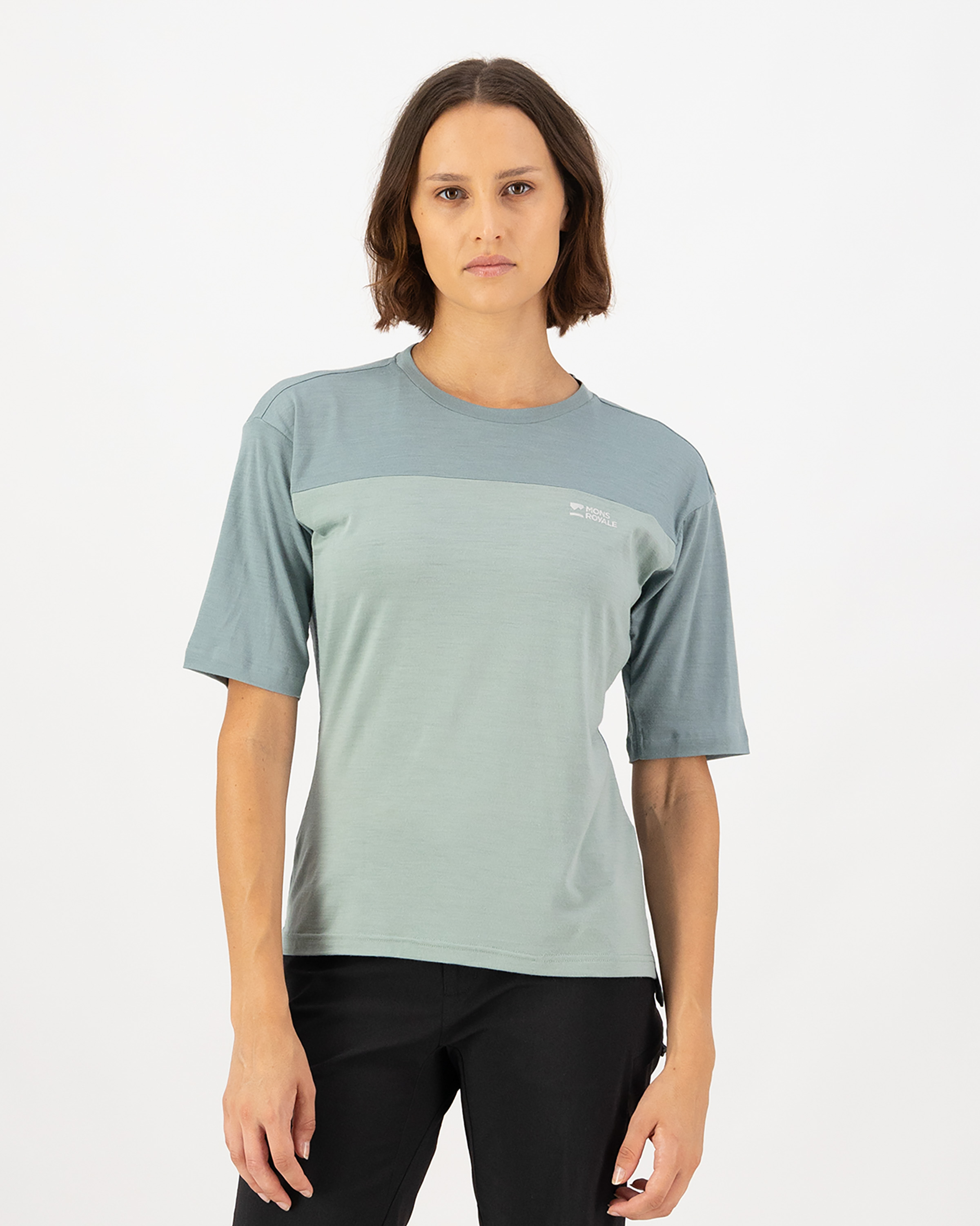 700934 100736 1171 905 101 womens diversion merino bike jersey short sleeve dew desert sage
